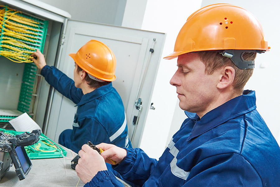 Fibre optic installation